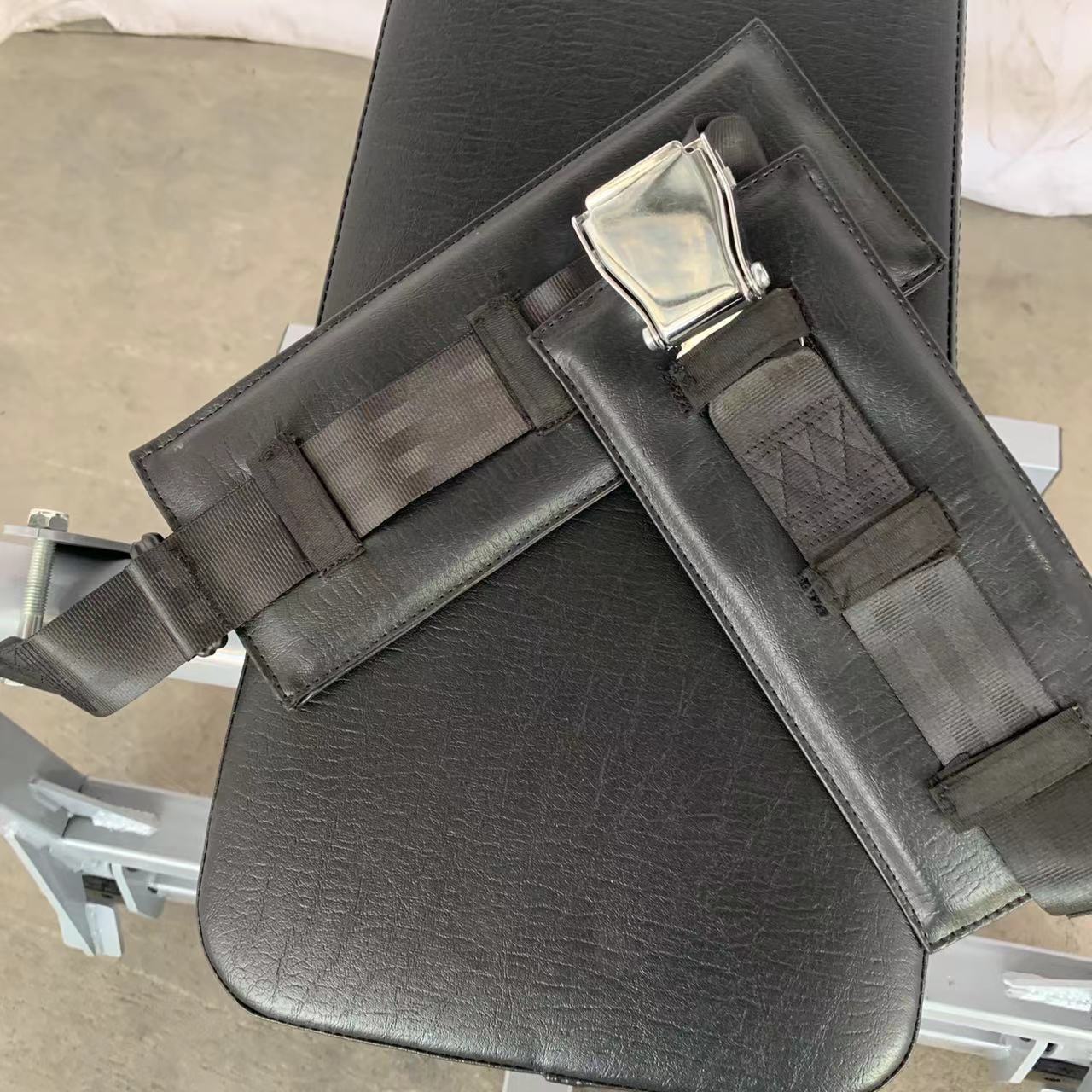 جهاز دفع الورك الفولاذي التجار - مراجعة Home Gym Hip Thrust Machine وسعره